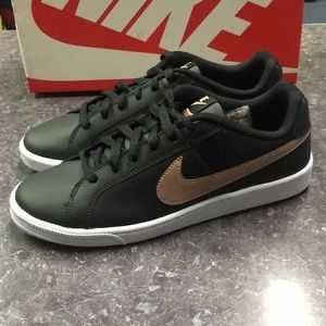 New Nike Court Royale Womens
